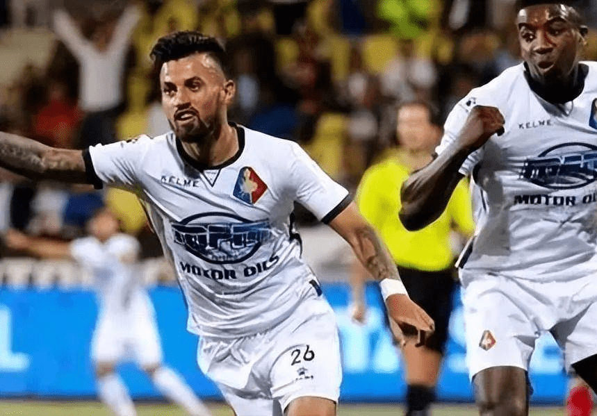 随着维拉在 随着维拉在