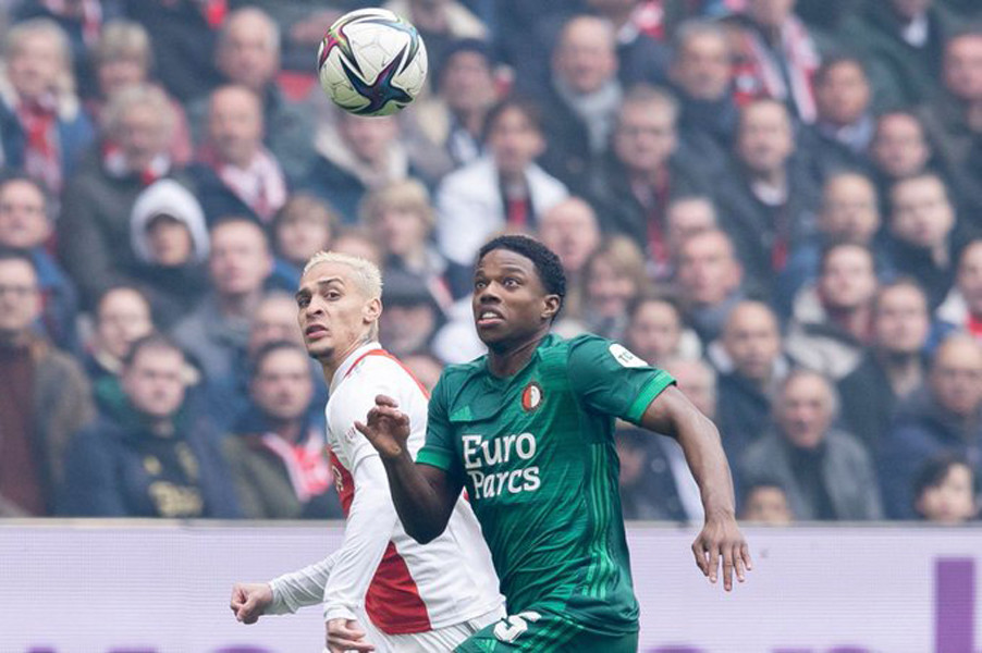 黄雀在后 黄雀在后